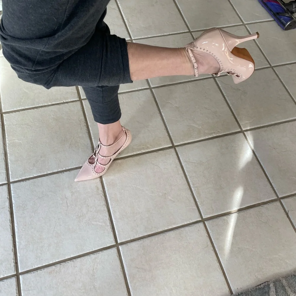 Givenchy Nude Pink Patent-Leather Heels Excellent Condition - Picture 6 of 12